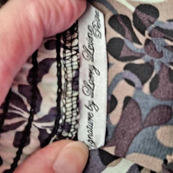 Larry Levine ladies blouse - Picture 8 of 10